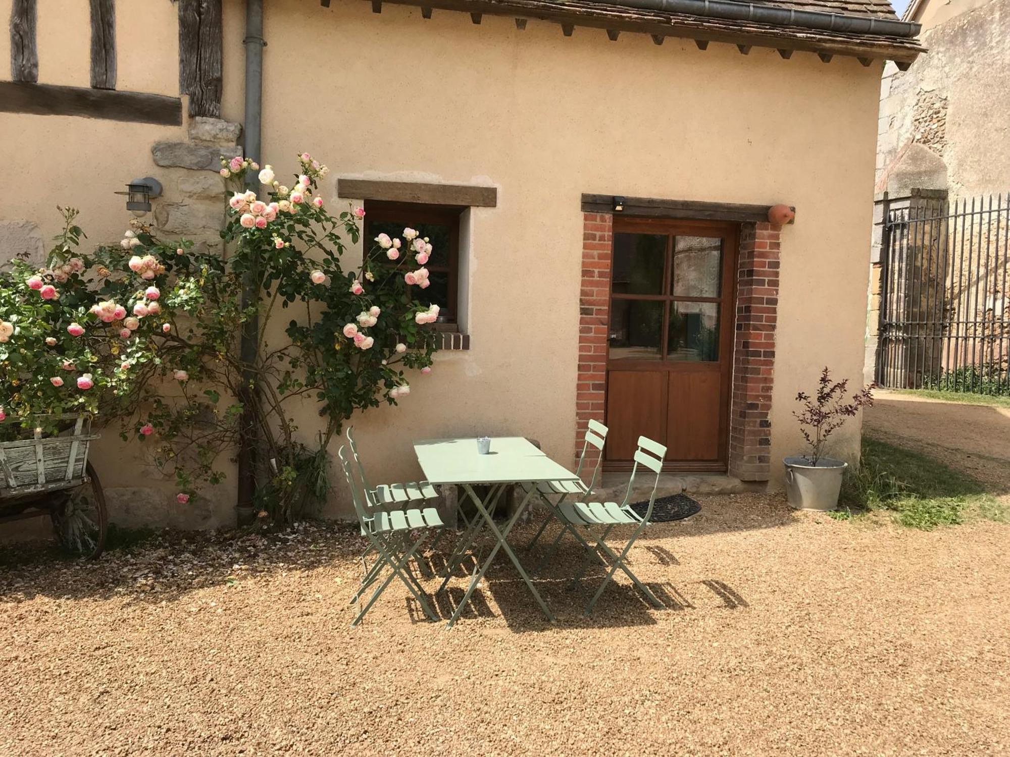 Bed and Breakfast La Ferme Au Colombier Neron Экстерьер фото