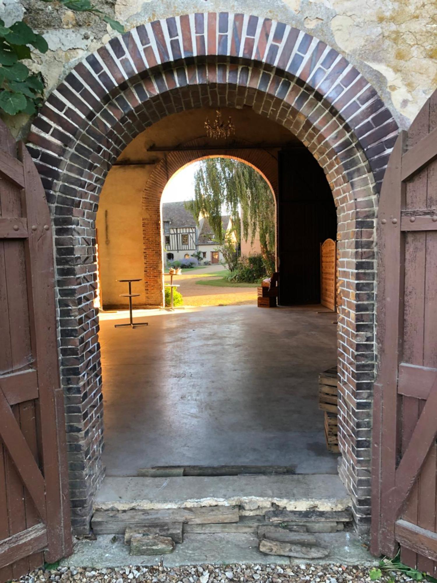 Bed and Breakfast La Ferme Au Colombier Neron Экстерьер фото
