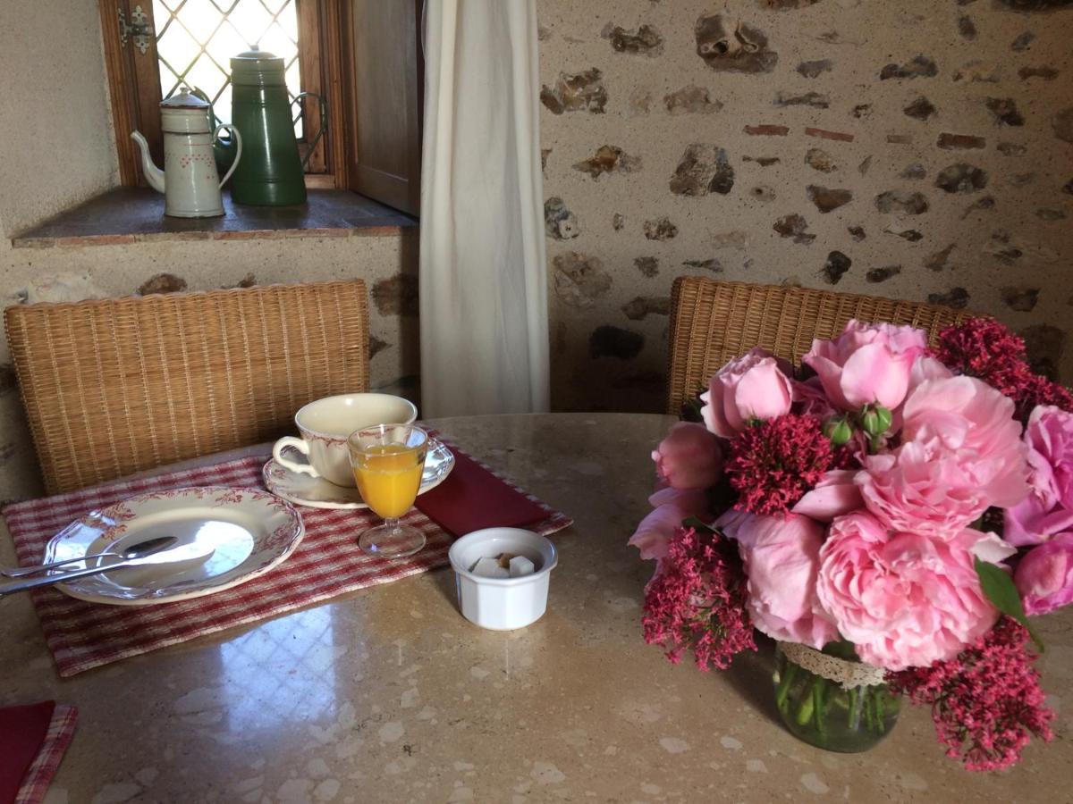 Bed and Breakfast La Ferme Au Colombier Neron Экстерьер фото